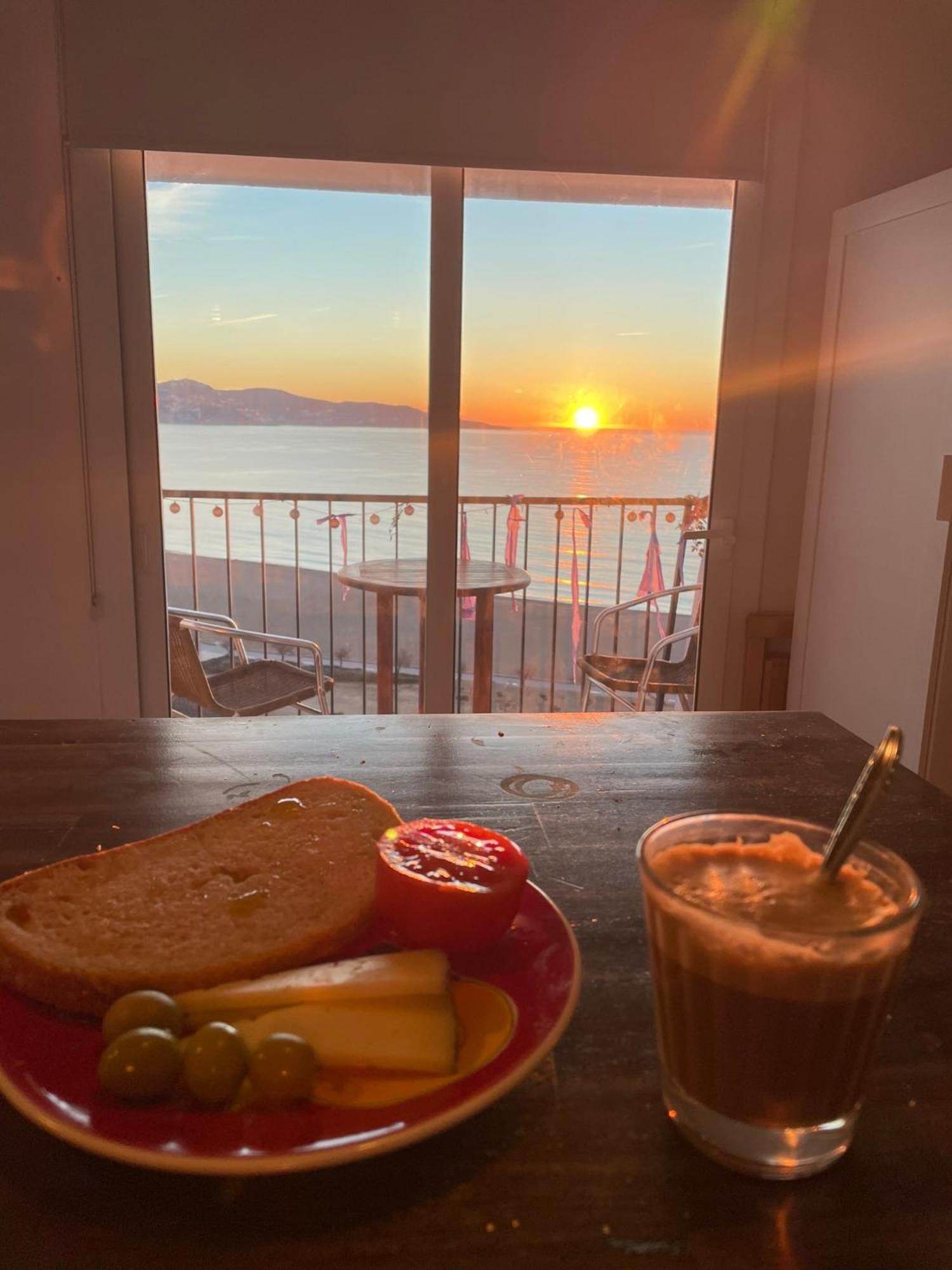 Apartamento Vistas Al Mar Aire Acondicionado Wifi 艾姆布里亚布拉瓦 外观 照片
